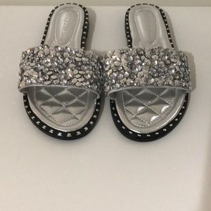 Wild Diva Women's Strappy Ankle Wrap Flat Sandal Size 6.5